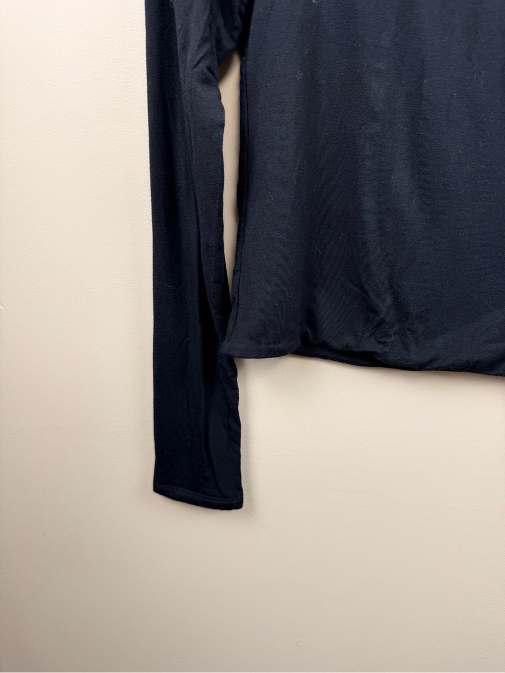 Re ona black thick long sleeve stretchy crop top large - Picture 3 of 9